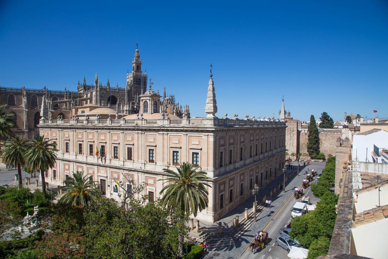 Puerta Del Leon Apartment Seville Exterior photo